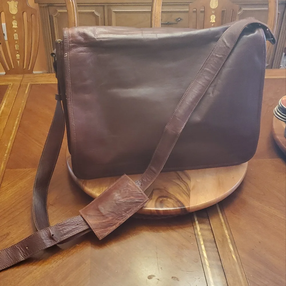 Oil Tanned Leather Vintage Messenger Crossbody Bag